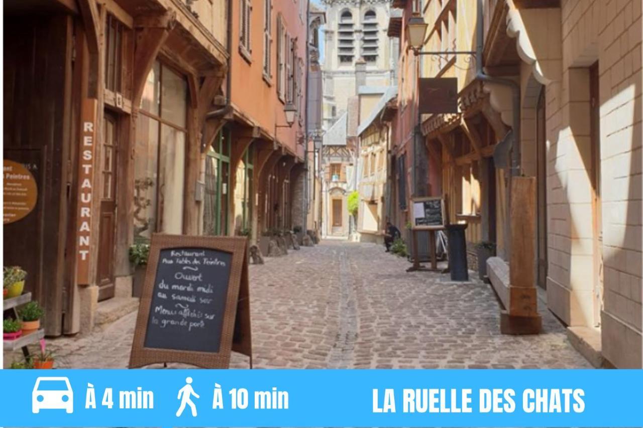 Joli Studio Meuble Tout Equipe Hyper Centre Wifi Apartman Troyes Kültér fotó