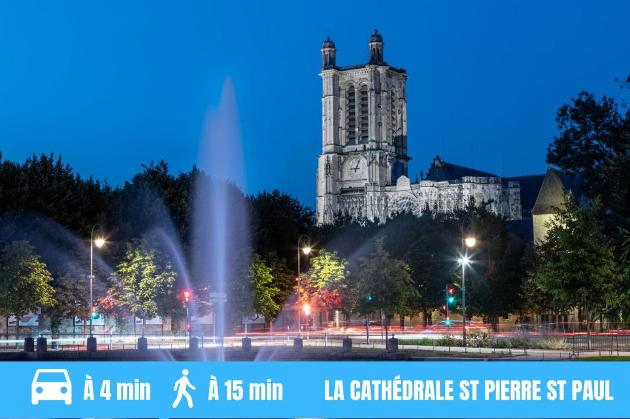 Joli Studio Meuble Tout Equipe Hyper Centre Wifi Apartman Troyes Kültér fotó